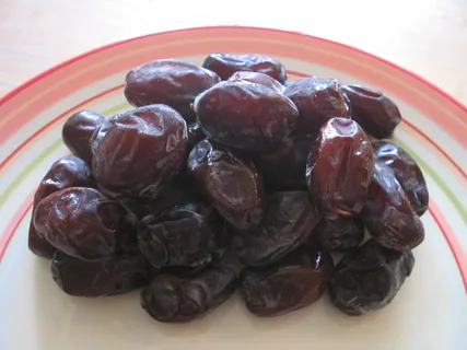 تصویر 4 از فروش ویژه + قیمت مناسب خرما برحی عسلی
